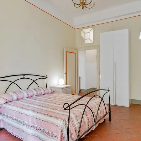 Apartamento Dimora Fillungo - Affitti Brevi Italia Lucca